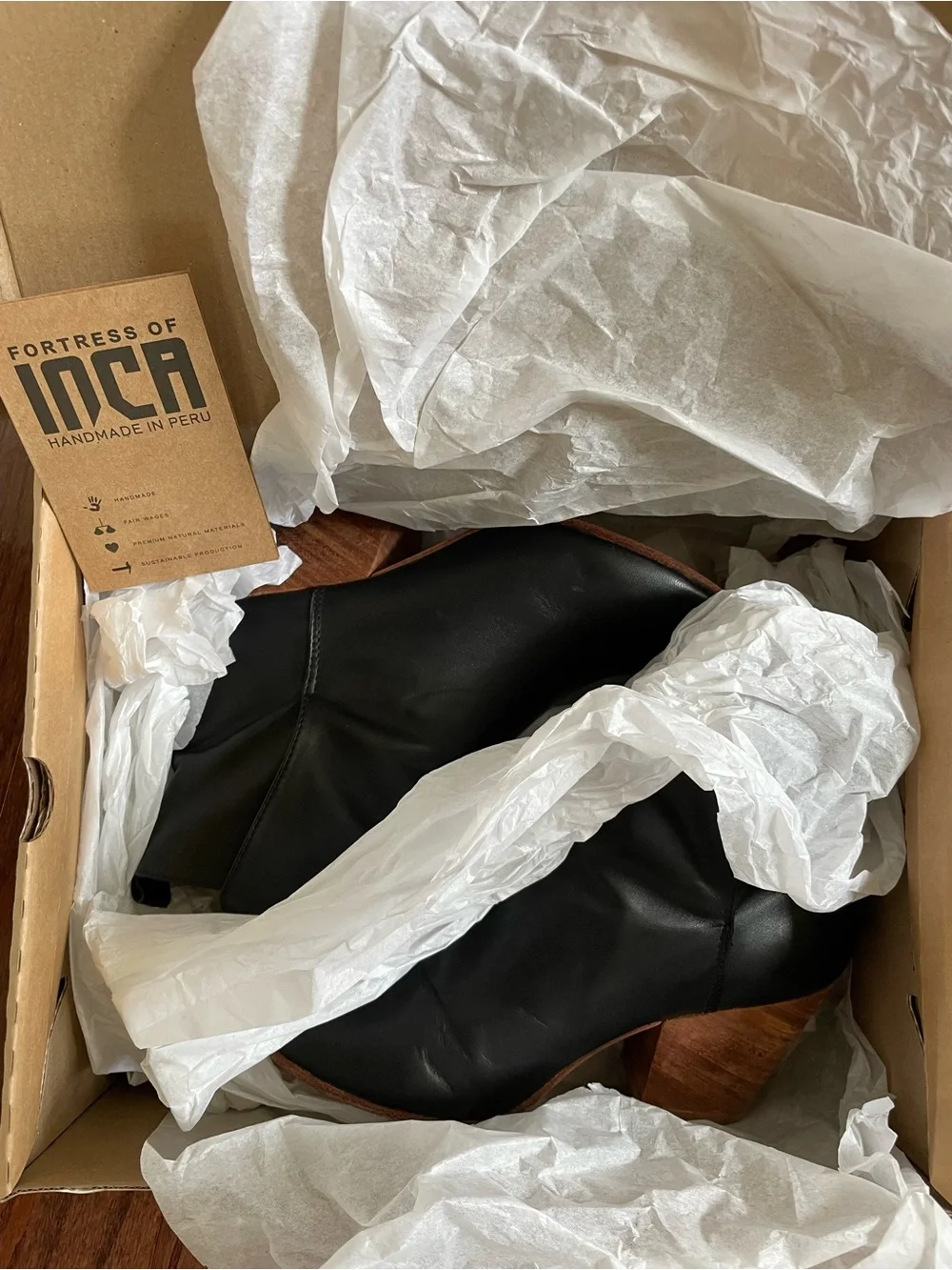 {Fortress of Inca} EU37 Black Ani Leather Ankle Boots